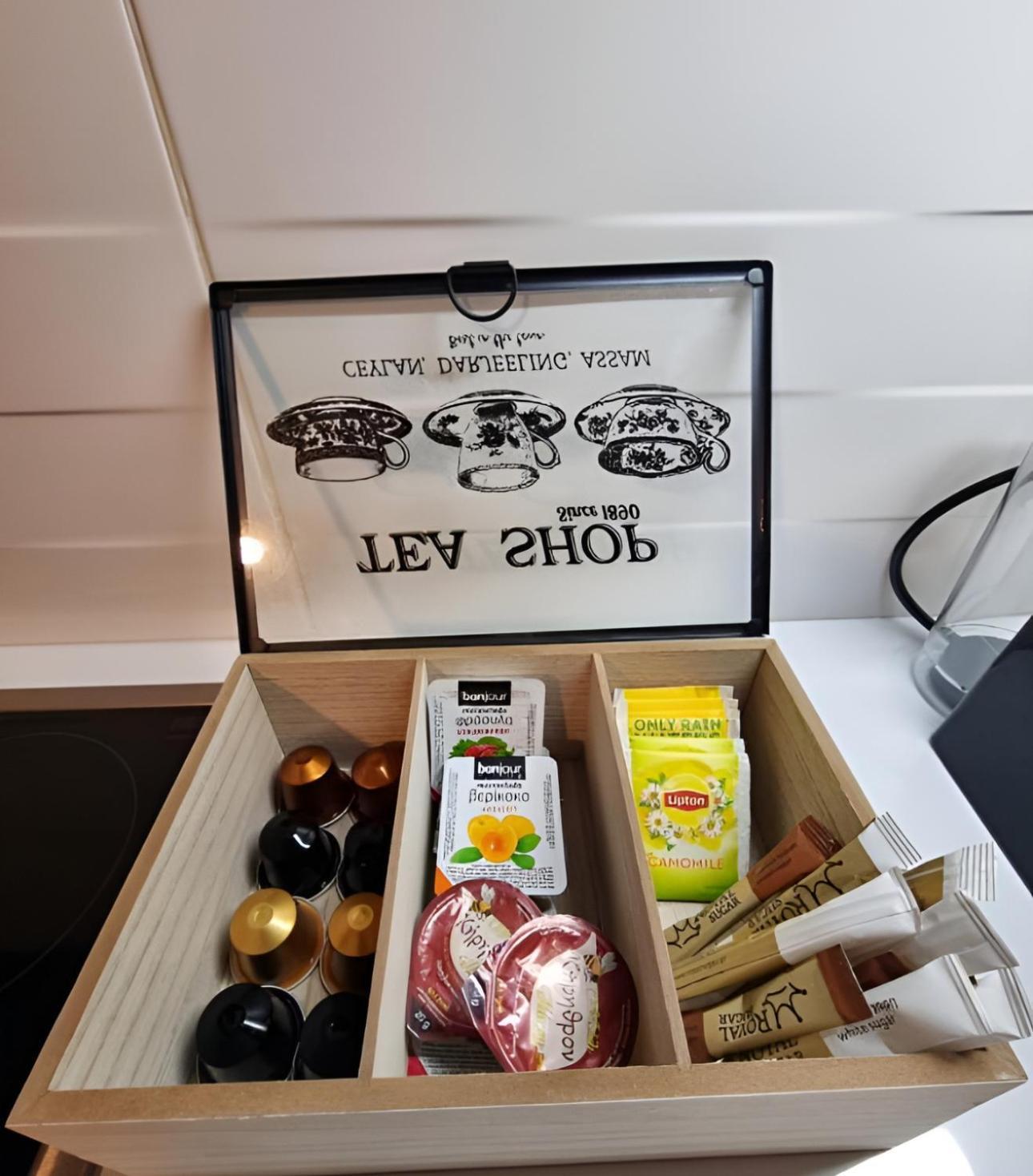 Sea And Airport Apartman Ártemida Kültér fotó