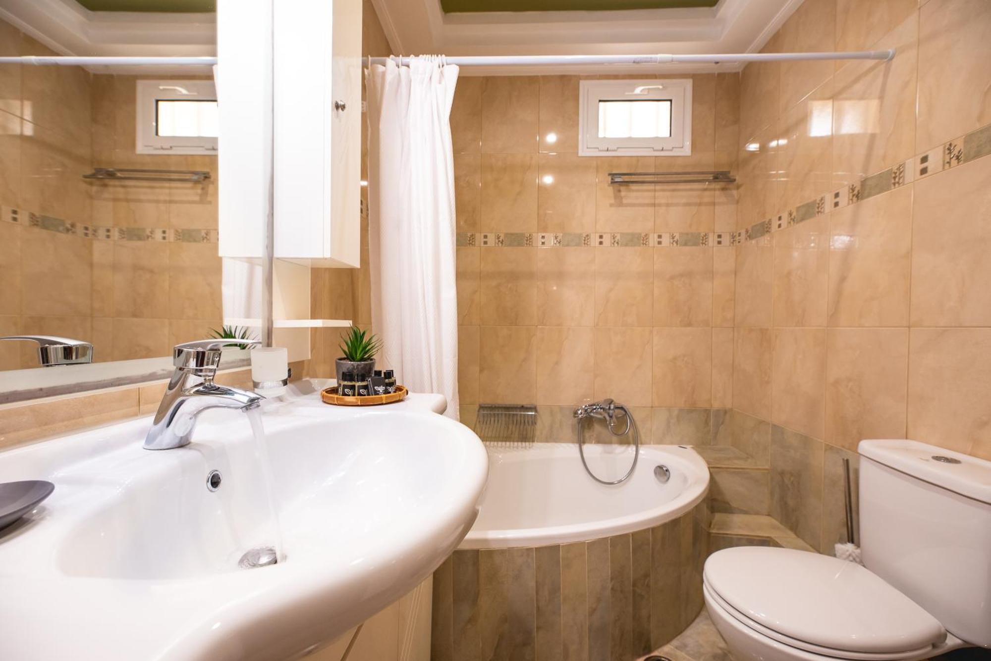Sea And Airport Apartman Ártemida Kültér fotó